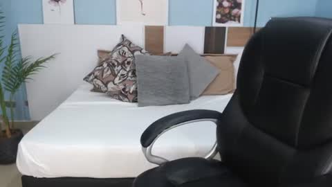 Snapshot of salome_veles chatting on 27, 7, 2026 salome_veles online show from 27, 7, 2026