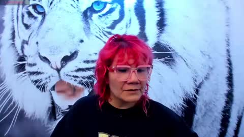 Salomee diazz online show from 23, 2, 2025