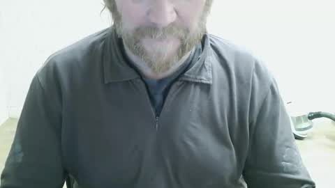 Snapshot of saltimbanquier chatting on 24, 2, 2026 Saltimbanquier Salt ou Banquier online show from 24, 2, 2026