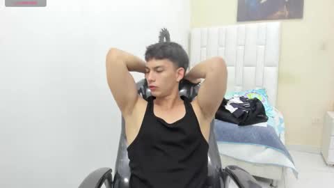 Snapshot of salvatore_27 chatting on 22, 11, 2025 Salvatore online show from 22, 11, 2025