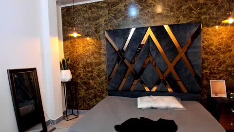 SALVATORE online show from 22, 1, 2025