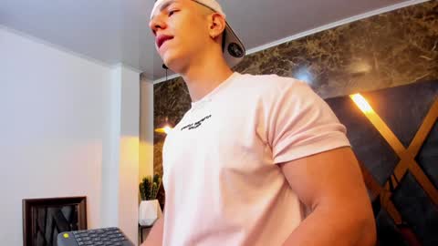 SALVATORE online show from 27, 1, 2025