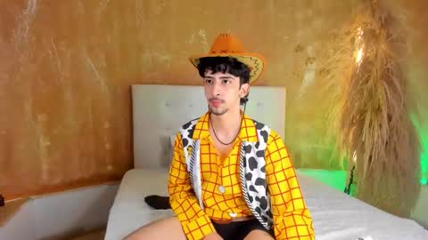 Snapshot of salvatore_monterey chatting on 7, 11, 2025 salvatore online show from 7, 11, 2025