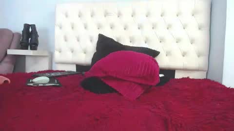 Snapshot of saly_moon chatting on 3, 3, 2025 saly moon online show from 3, 3, 2025