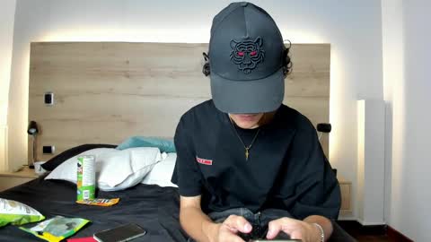 Snapshot of sam__cute chatting on 27, 2, 2025 sam__cute online show from 27, 2, 2025