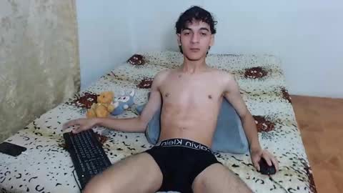 sam__cute online show from 2, 12, 2025