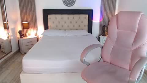 SAM MANSON online show from 18, 1, 2025