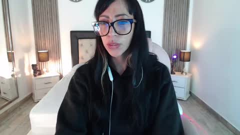 SAM MANSON online show from 10, 2, 2025