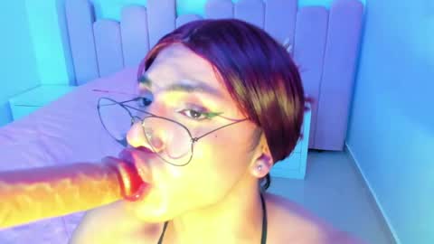 Snapshot of sam_naughty18 chatting on 7, 12, 2024 sam_naughty18 online show from 7, 12, 2024