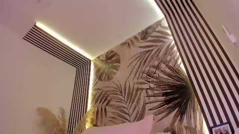 Snapshot of samaantha_white_ chatting on 6, 7, 2026 Samaantha online show from 6, 7, 2026