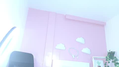   online show from 22, 11, 2025