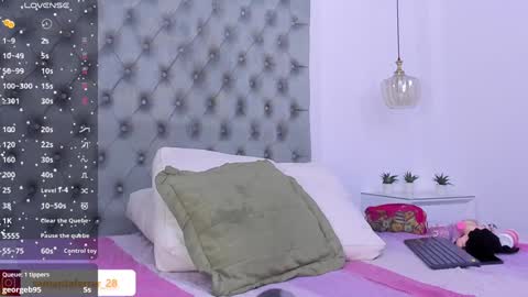 Snapshot of samanta_ferrerr chatting on 20, 12, 2024 Samanta online show from 20, 12, 2024