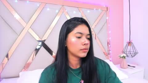Snapshot of samantaa_shy chatting on 25, 6, 2026 sam online show from 25, 6, 2026