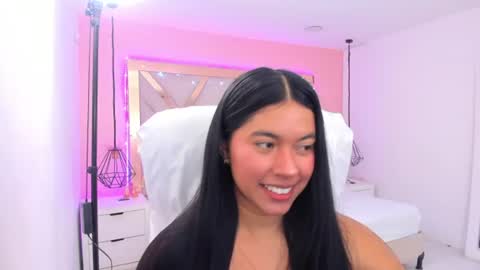 Snapshot of samantaa_shy chatting on 13, 7, 2026 sam online show from 13, 7, 2026