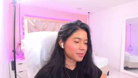 Snapshot of samantaa_shy chatting on 15, 7, 2026 sam online show from 15, 7, 2026