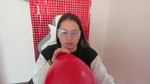 Samantha  online show from 14, 2, 2025