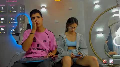 Snapshot of samantha_and_bastian chatting on 5, 2, 2026 samantha_and_bastian online show from 5, 2, 2026