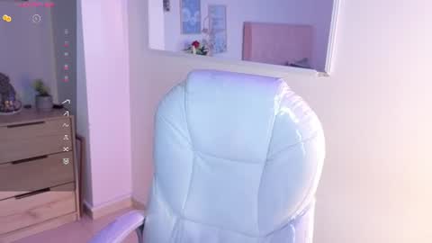 Snapshot of samantha_blow chatting on 4, 8, 2026 samantha_blow online show from 4, 8, 2026