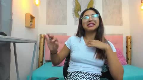    online show from 4, 11, 2025