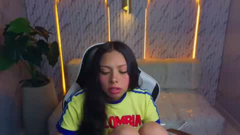 Snapshot of samantha_tx_ chatting on 17, 6, 2026 Samantha online show from 17, 6, 2026