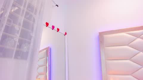 Sweet Samantha   online show from 20, 2, 2025