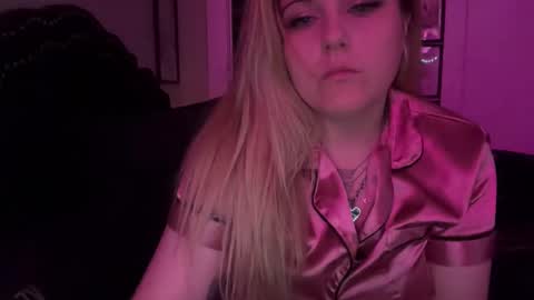 Snapshot of samanthafever chatting on 14, 5, 2026 samanthafever online show from 14, 5, 2026
