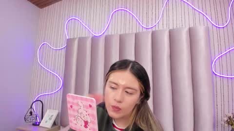 Alejandra  online show from 28, 11, 2025