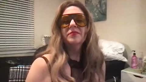 Samantha Vale online show from 14, 12, 2025