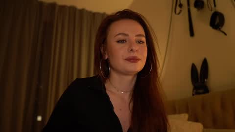 Snapshot of samanthavixen chatting on 27, 1, 2025 Goddess Samantha Vixen online show from 27, 1, 2025