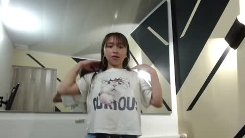 Snapshot of samara_purple chatting on 9, 1, 2025 Dafne  online show from 9, 1, 2025