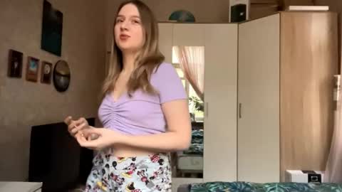 Snapshot of samaralegato chatting on 23, 10, 2025 Sophia online show from 23, 10, 2025