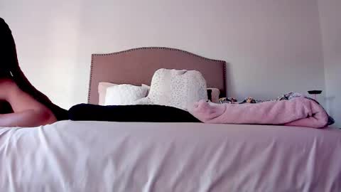 Yaya online show from 20, 10, 2025