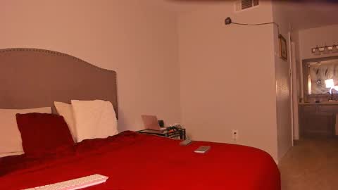 Yaya online show from 5, 3, 2026