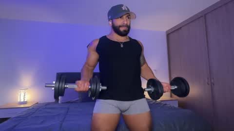 Snapshot of samdornan chatting on 18, 2, 2025 Sam Dornan online show from 18, 2, 2025