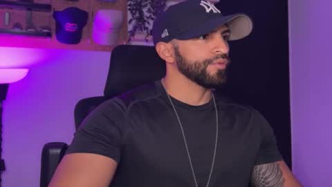 Sam Dornan online show from 18, 4, 2026