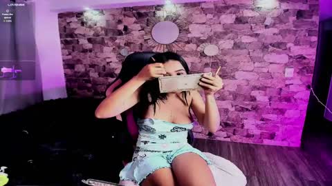 samiacooper25 online show from 18, 4, 2026