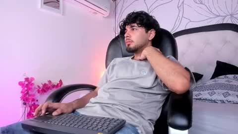 Snapshot of samir_bear chatting on 25, 2, 2026 Samir online show from 25, 2, 2026