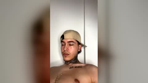 samm44404 online show from 17, 4, 2026