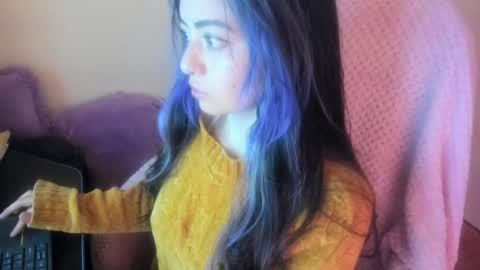   online show from 22, 4, 2026