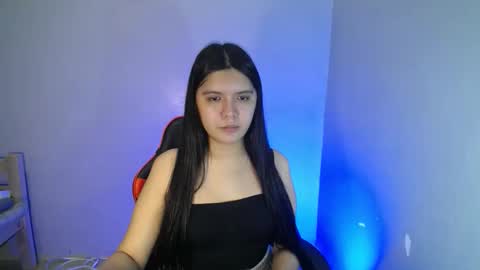 Snapshot of sampaguita_pinayxx chatting on 22, 12, 2025 SOFIA online show from 22, 12, 2025