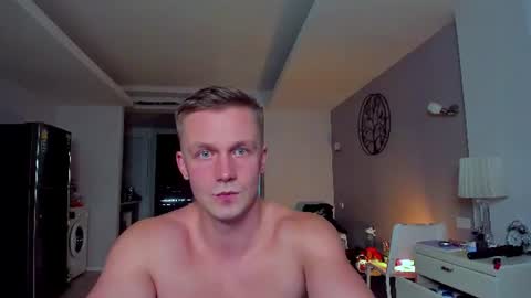 Snapshot of samuel_andrew chatting on 15, 6, 2026 Samuel online show from 15, 6, 2026