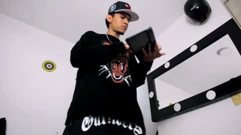   online show from 3, 4, 2026