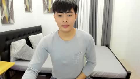 Snapshot of samuelangelo chatting on 19, 11, 2025 Sam online show from 19, 11, 2025