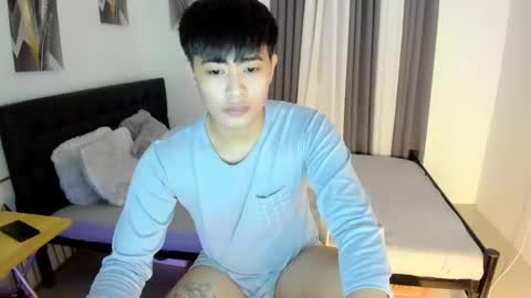 Snapshot of samuelangelo chatting on 21, 11, 2025 Sam online show from 21, 11, 2025