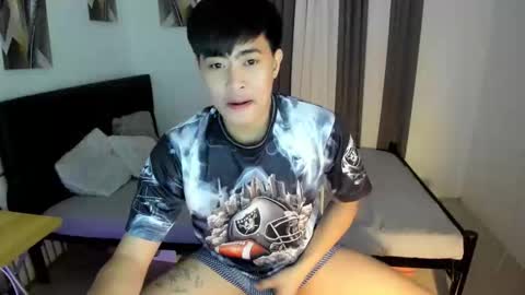 Snapshot of samuelangelo chatting on 23, 11, 2025 Sam online show from 23, 11, 2025