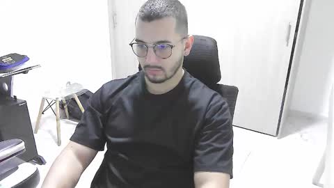 Snapshot of samurider chatting on 5, 10, 2025 samurider online show from 5, 10, 2025