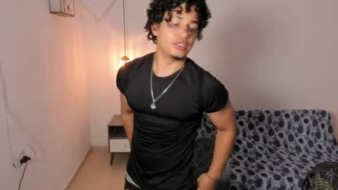 samxx_muscle online show from 10, 5, 2026