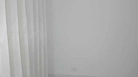 Hello I am absent due to a family calamity I will return soon-hola estoy ausente por un problema familiar volvere pronto. online show from 10, 1, 2025