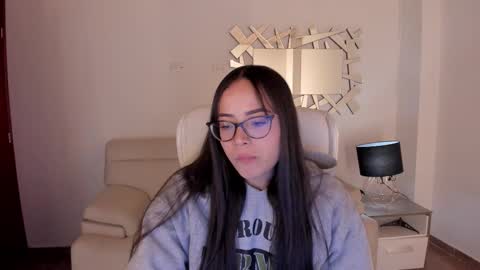 Snapshot of samy_one chatting on 8, 11, 2025 Samy online show from 8, 11, 2025