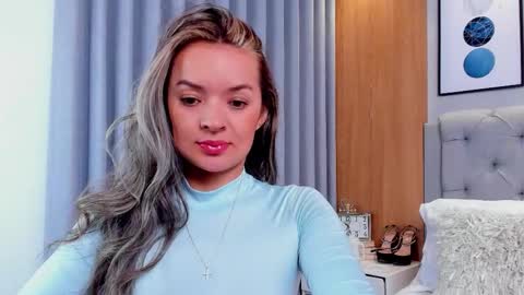 Samy Bennet online show from 1, 12, 2025